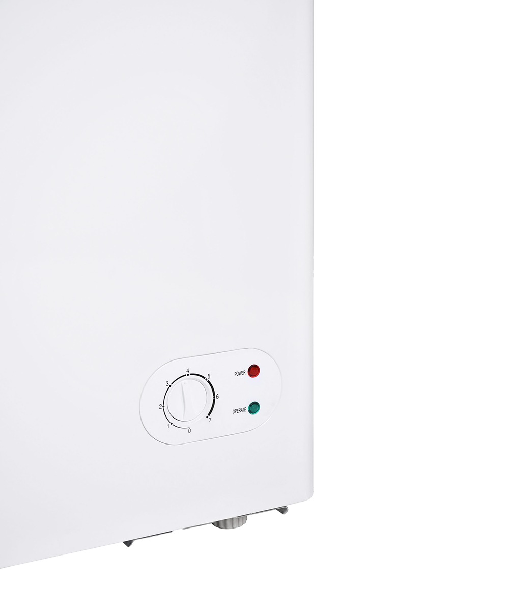 Super General SGF 244 HE Energy-Efficient Chest Freezer (240 L)